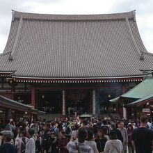沢山の参拝客