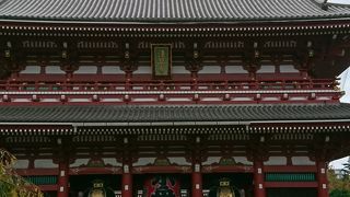 祝日にお参りに来ました。