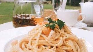 原美術館併設のレストラン・要入館料