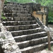 同じように見える遺跡が沢山あって判別しにくいです。