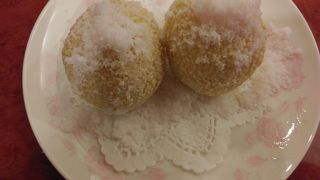 胡麻団子が美味しい