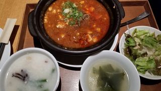 週末ランチはデザート食べ放題