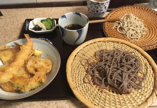 安定の本格お蕎麦やさん