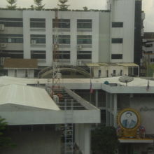 バンチャックの区役所の建物です。表通りは、開発が進んでいます