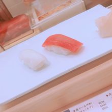 お任せで頼んだお寿司の一コマ