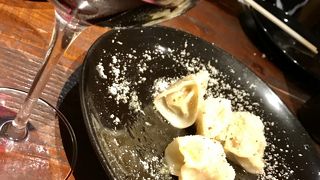 人気店は裏通りがお好き！大人の食通を唸らせる創作中華。