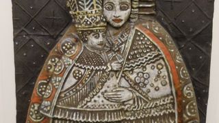 個性的な作品が並ぶ小さな美術館