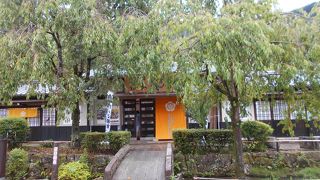 織田信長居館跡発掘調査案内所