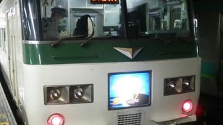 湘南ライナー小田原行きの場合、大船から先は乗車券のみで利用可能です