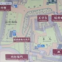 甲府城の中央部にある天守台からは北方向に立地しています