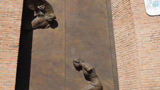 思ったより中は広いです。