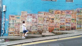 エスカレーターを途中下車して楽しむ