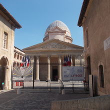旧施療院 (地中海考古学博物館)