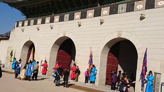 クァンファムン