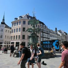 コウノトリの泉