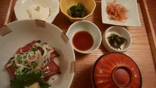 休日は混みあいます