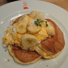 キャラメルバナナパンケーキ