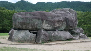 どうやって積み上げたんだろう