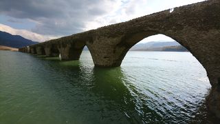 つながる姿はそろそろ見納めか？