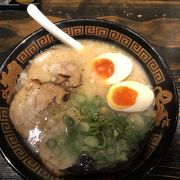 ベーシックな豚骨ラーメン