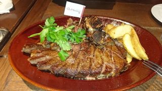 東武百貨店池袋店の上階にあるステーキレストラン