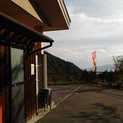 奥琵琶湖が見える道の駅　地元産のソバがある
