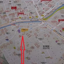 小日向神社は、江戸時代以前に、神田川の集落の北側にありました