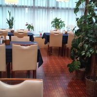 新館1階の食堂。朝食はここで食べます。