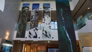 一番目立っていたのは称名滝の巨大パネル