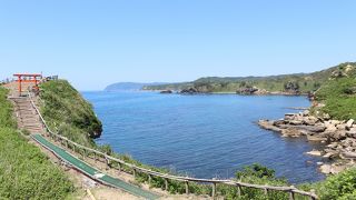 駐車場は有料、でも廃墟のよう、ただ景色はすばらしいです。