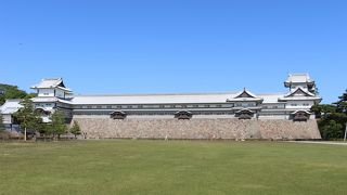 さすが百万石、広い敷地でした