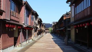 朝だったので、静かに散策できました