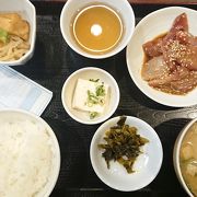 市場飯