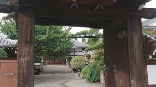 夏目坂の坂上