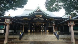 きらびやかな本殿がすごい