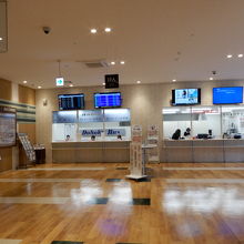 旭川駅前の乗車券売場