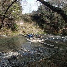 吾妻狭を渡るドレミファ橋