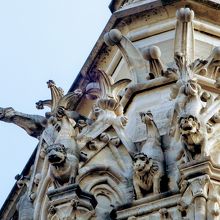 ノートルダム大聖堂　ガーゴイル他の妖しげたち