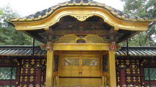 煌びやかな輝きは中から見ないと・・・