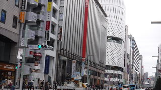 観光客しかいない？