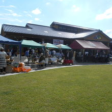 2017年4月のリニューアルから来場150万人の繁盛