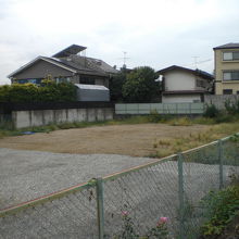 新渡戸稲造旧居跡の跡地です。整地された更地になっています。