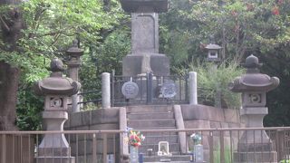 ここには是非とも合掌しておきたいものです