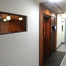 店の周りは至って普通の場所です