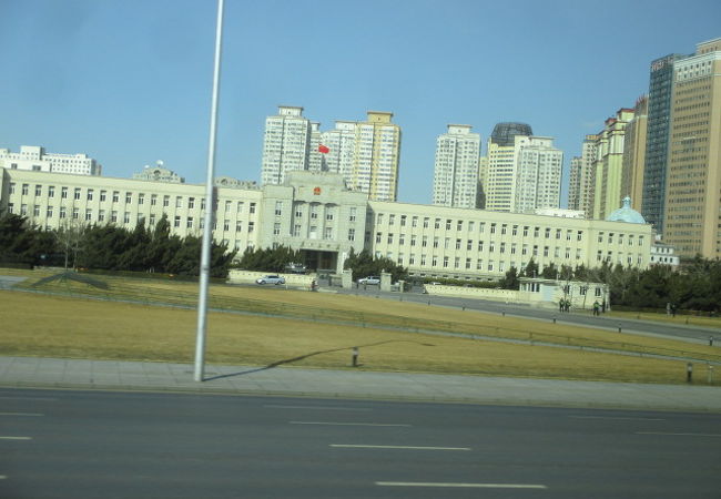 旧関東州庁舎 (大連市政府)