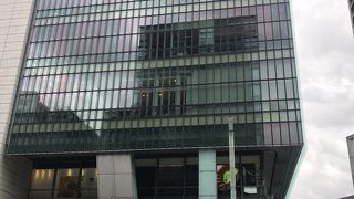 働く女性のお洋服