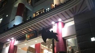 立派な建物の長崎四海樓