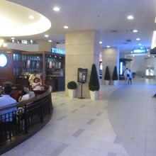 スターバックス (ターミナル21店)