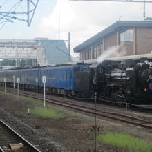 花巻駅に到着したSL銀河全体の様子