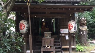 天狗の木像